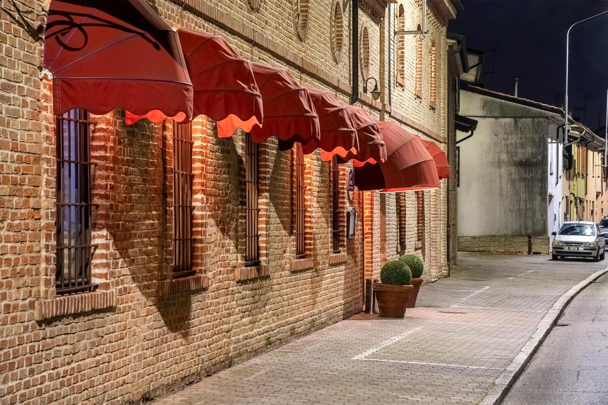 Hotel Vecchio Casello Castelleone Extérieur photo